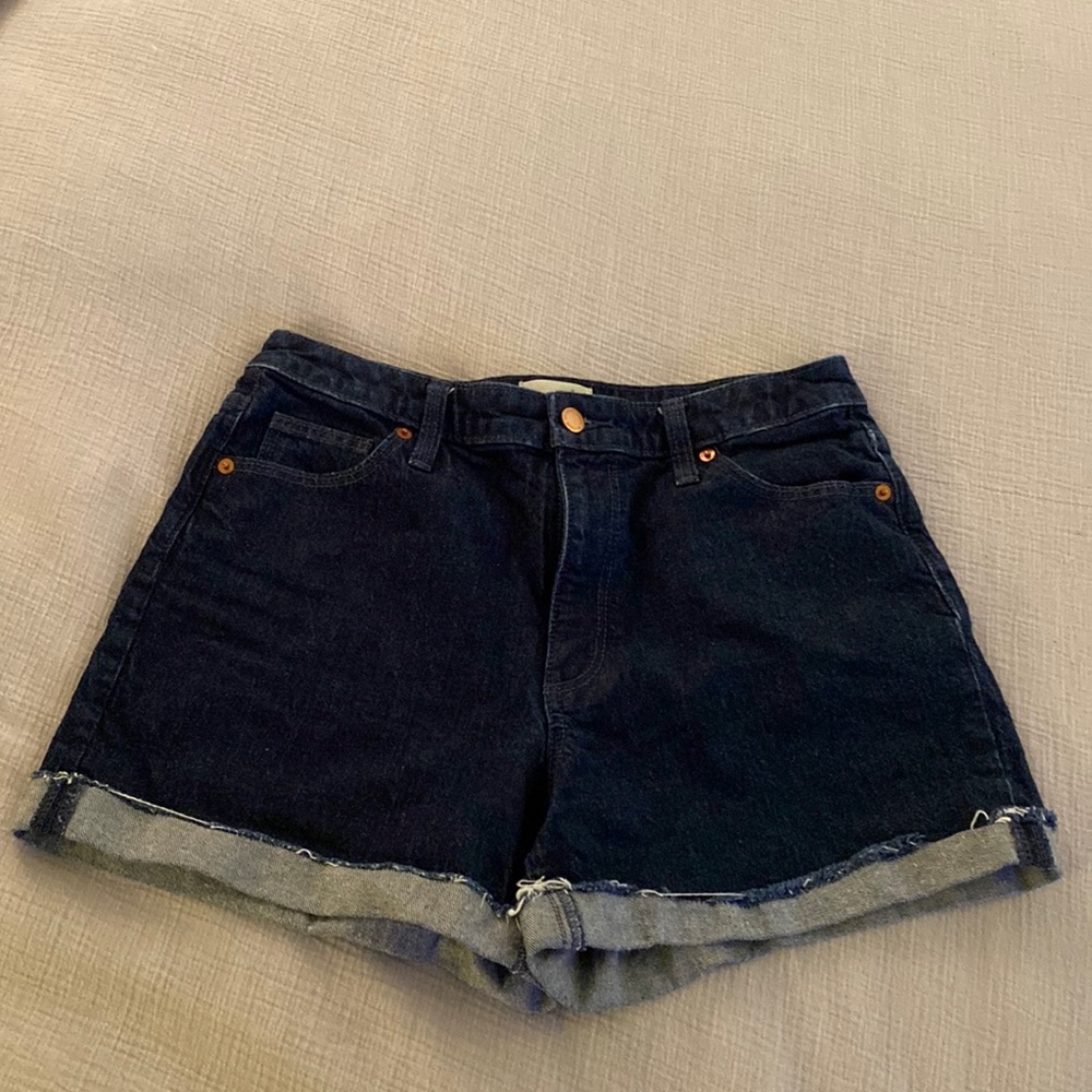 Universal Thread Vintage Mid Rise Jean Shorts- Dark Blue Wash - Size 8 Regular